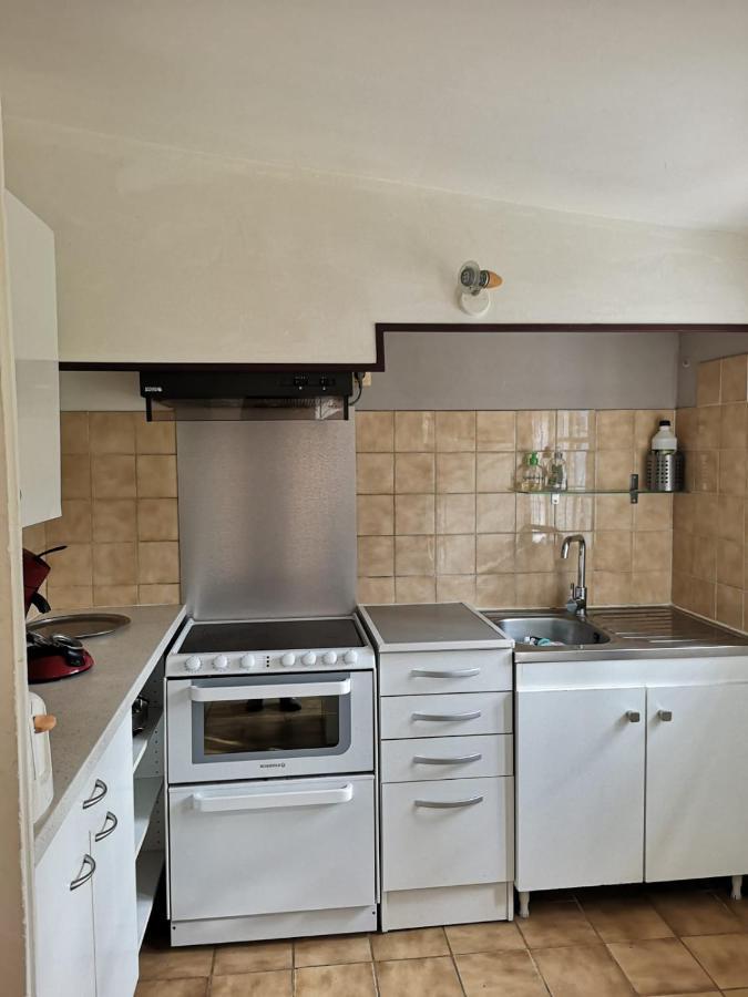 La Petite Seigneurette Villa Villeneuve-les-Avignon Bagian luar foto