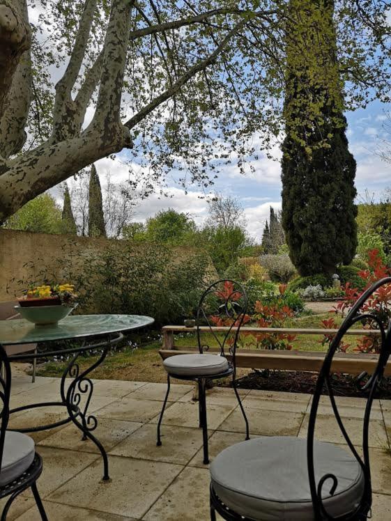 La Petite Seigneurette Villa Villeneuve-les-Avignon Bagian luar foto