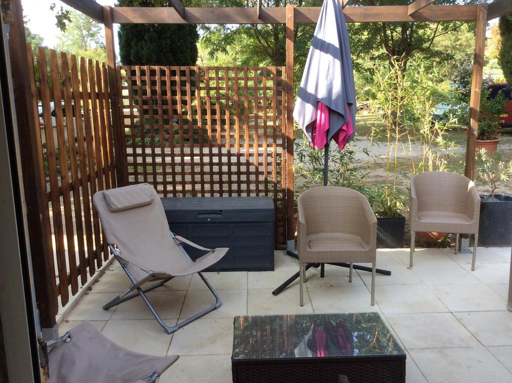 La Petite Seigneurette Villa Villeneuve-les-Avignon Bagian luar foto